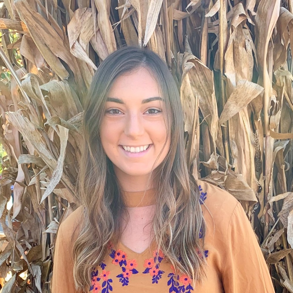 Meet your Posher, Alexis